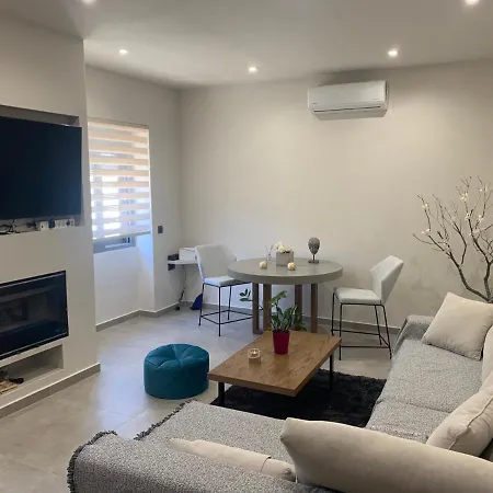 Dahlia Bohali House Tatil Evi